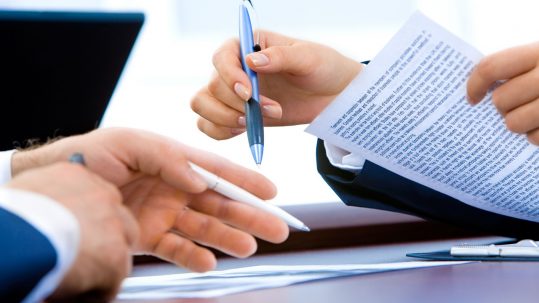 Energy contract switching