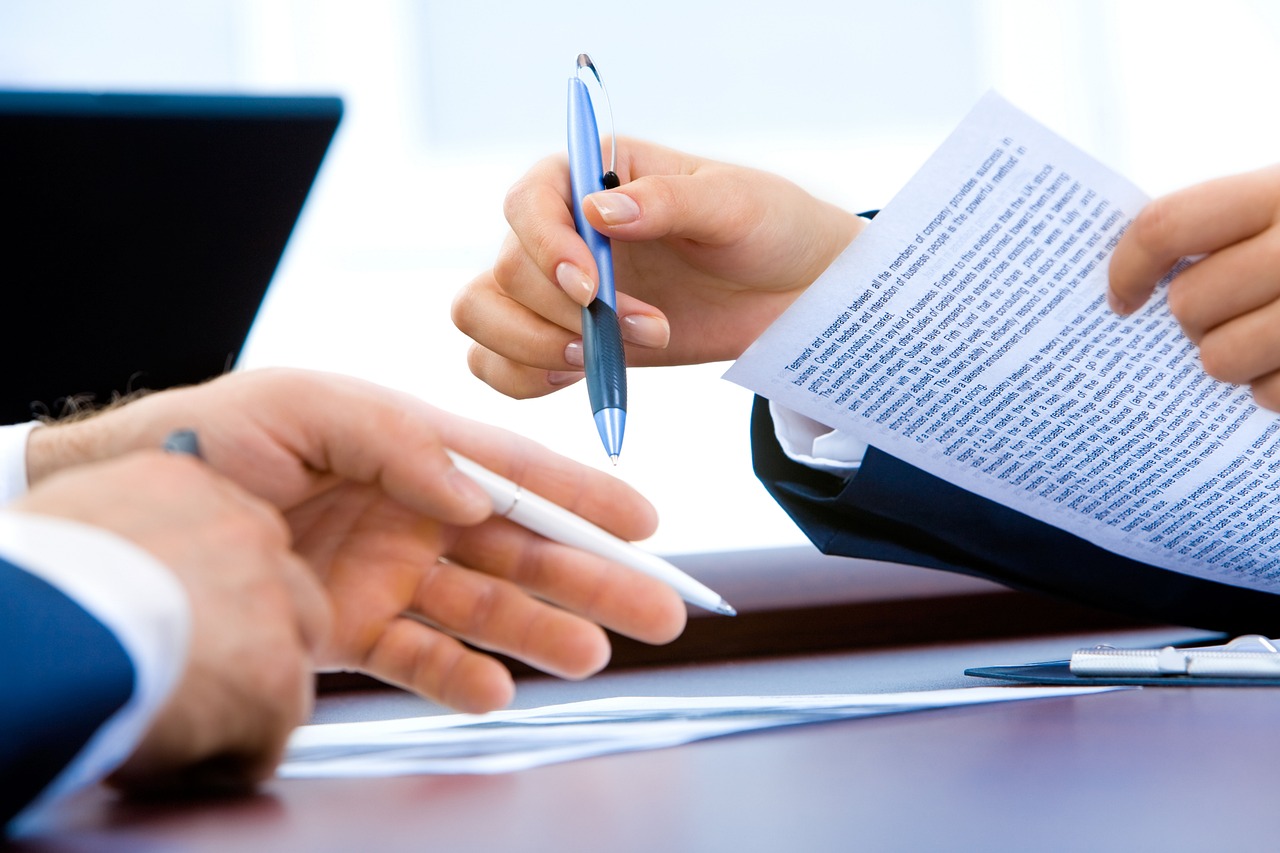 Energy contract switching